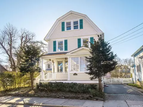 203 Glen Ave, Sea Cliff, NY 11579