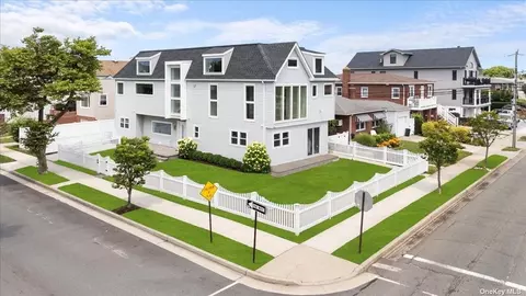 571 E Olive St, Long Beach, NY 11561