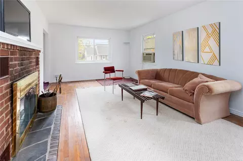 41-34 Orient Ave, Douglaston, NY 11363