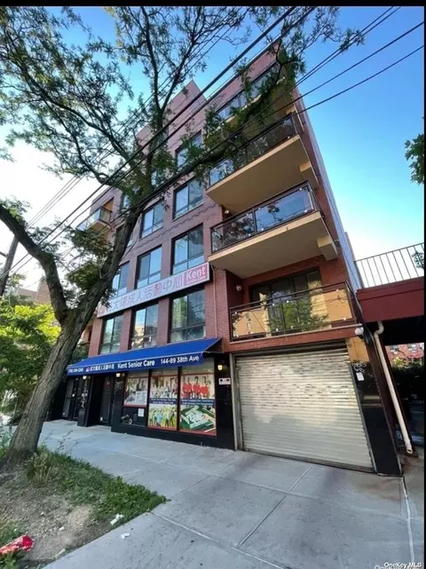 144-89 38th Ave #1D, Flushing, NY 11354