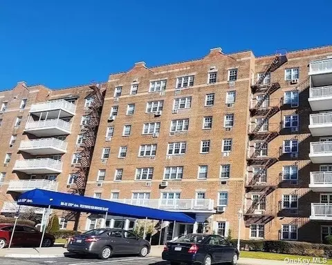 86-11 151st Ave #3D, Howard Beach, NY 11414