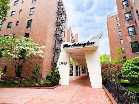 139-15 83rd Ave #131, Briarwood, NY 11435