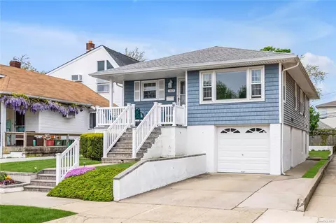 533 E Hudson St, Long Beach, NY 11561