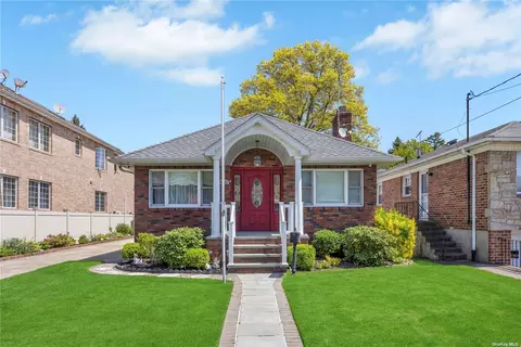 50-23 210th St, Bayside, NY 11364