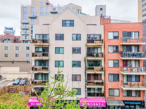 97-40 64th Ave #6B, Flushing, NY 11374