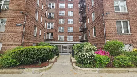 43-36 Robinson St #6L, Flushing, NY 11355