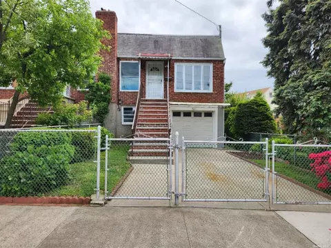 119-30 7th Ave, College Point, NY 11356