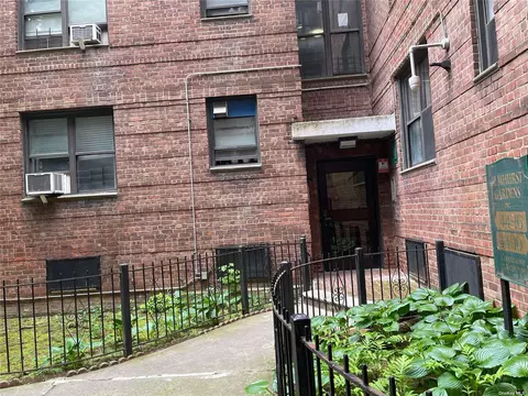 44-16 Macnish St #1G, Elmhurst, NY 11373