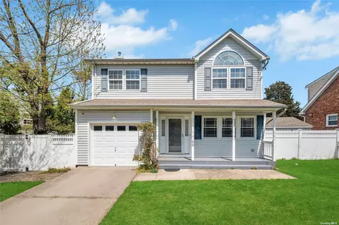 69 Cedar Rd, Amityville, NY 11701