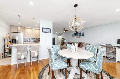 522 Shore Rd #3N, Long Beach, NY 11561