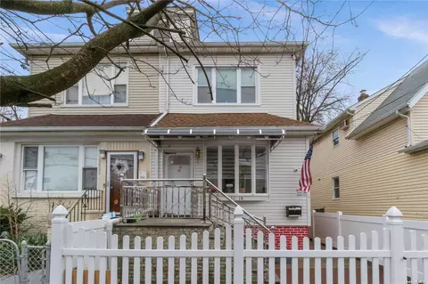 136-18 Whitelaw St, Ozone Park, NY 11417