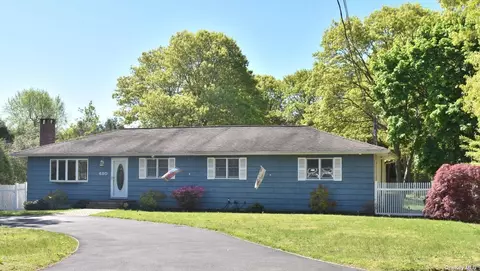 480 Furrows Rd, Holbrook, NY 11741
