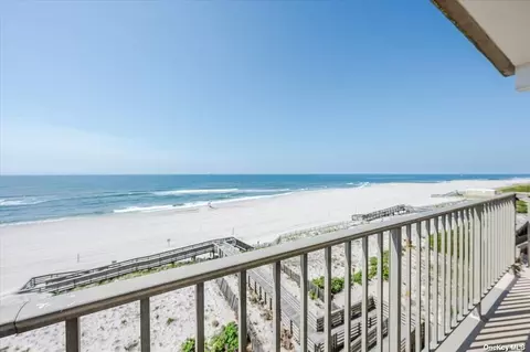 650 Shore Rd #5D, Long Beach, NY 11561