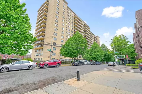 175-20 Wexford Ter #15M, Jamaica, NY 11432