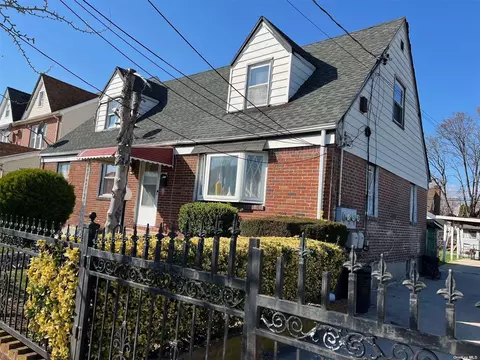 218-39 113 Ave, Queens Village, NY 11429