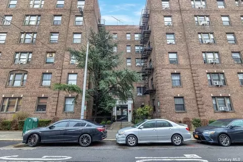 31-31 54 St #3, Woodside, NY 11377