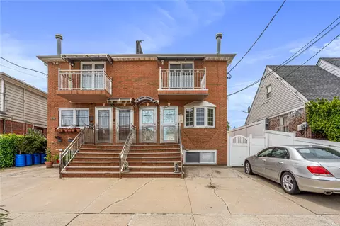 22-32 99th St, Flushing, NY 11369