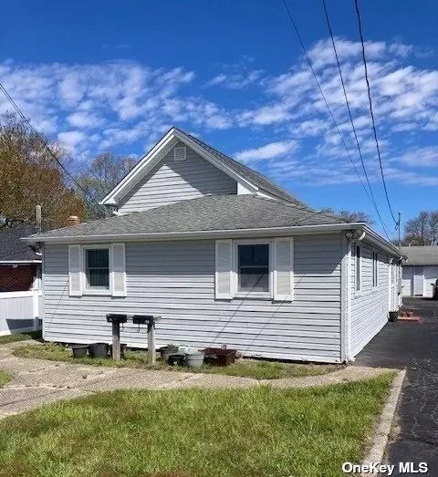 69-71 Lake St, Patchogue, NY 11772