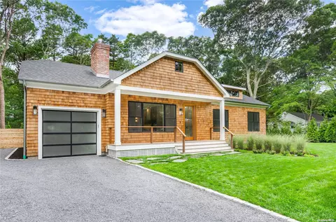 12 End Ave, East Quogue, NY 11942
