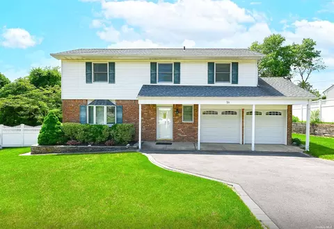 24 Glacier Dr, Smithtown, NY 11787