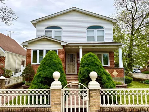 136-19 244th St, Rosedale, NY 11422