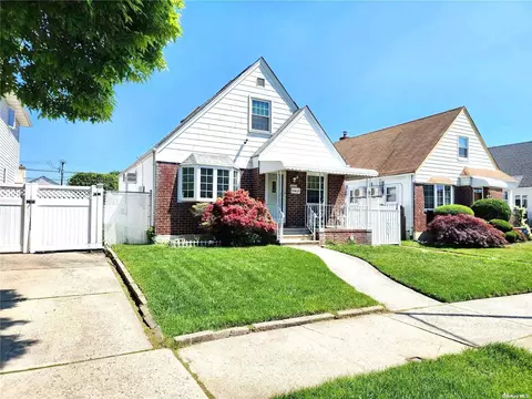 154-27 24th Ave, Whitestone, NY 11357