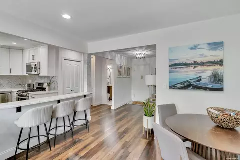 280 Atlantic Ave #136, East Rockaway, NY 11518