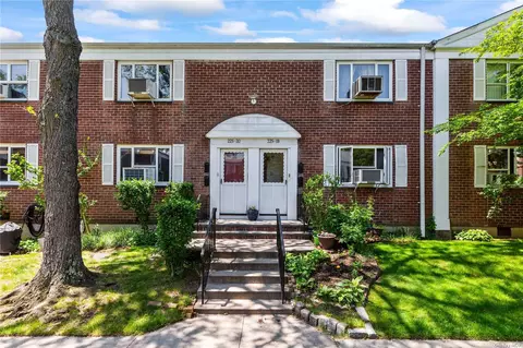225-18 88th Ave #LOWER, Queens Village, NY 11427