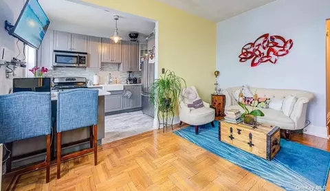 10918 Lefferts Blvd #D5, South Ozone Park, NY 11420