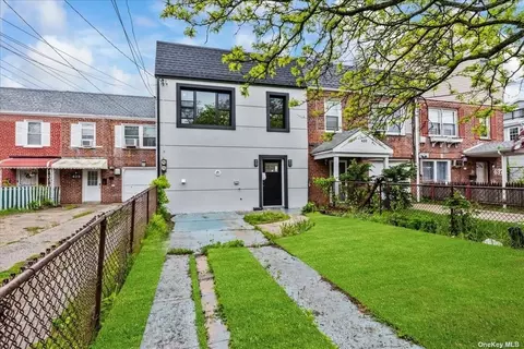 431 Beach 9th St, Far Rockaway, NY 11691