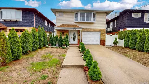 164-25 97th St, Howard Beach, NY 11414