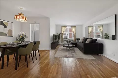 33-24 91 St #6N, Jackson Heights, NY 11372