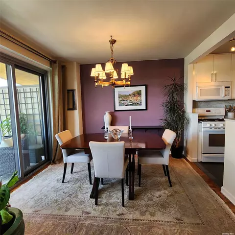 18-05 215th St #10 D, Bayside, NY 11360