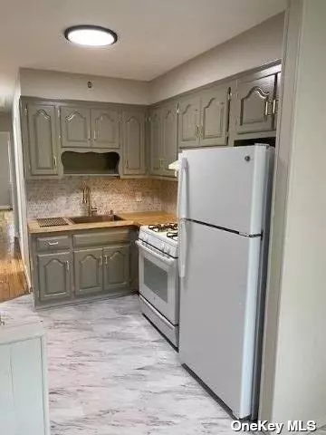 2055 E 53rd Pl, Brooklyn, NY 11234
