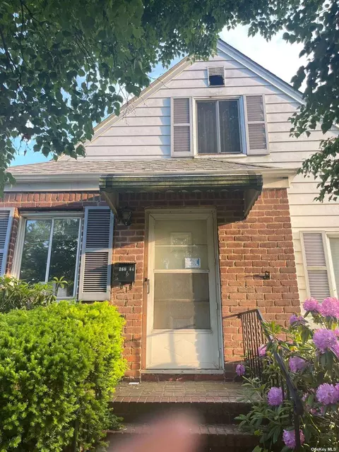 160-44 20th Ave, Whitestone, NY 11357