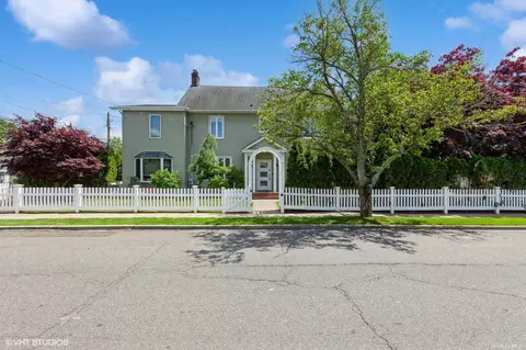 351 Pacific Ave, Cedarhurst, NY 11516