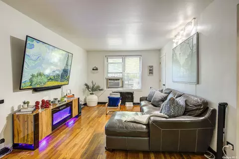 34-10 75 St #1L, Jackson Heights, NY 11372