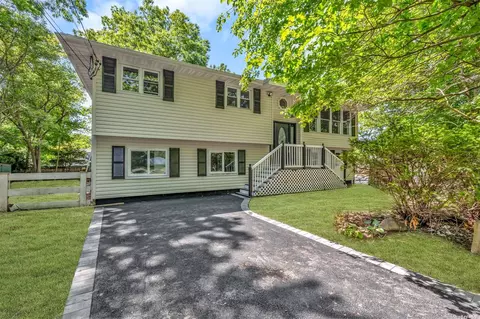 2416 Motor Pkwy, Ronkonkoma, NY 11779