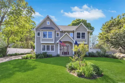 788 Sandra Ave, West Islip, NY 11795