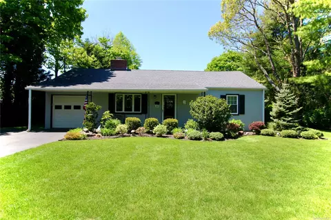182 Bayview Ave, Amityville, NY 11701