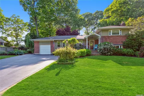 69 Schuyler Dr, Commack, NY 11725