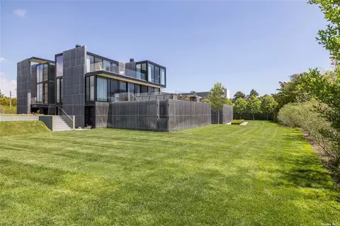 139 Seascape Ln, Sagaponack, NY 11962