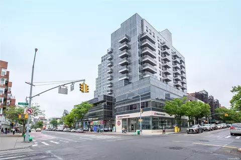 42-35 Main St #9D, Flushing, NY 11355