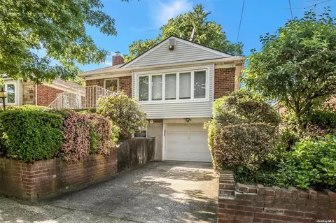208-11 53rd Ave, Bayside, NY 11364