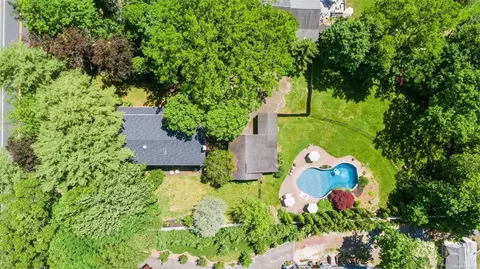 334 Terryville Rd, Port Jefferson Station, NY 11776