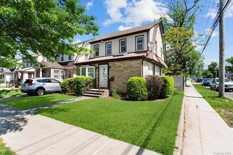 89-89 Hollis Court Blvd, Queens Village, NY 11427