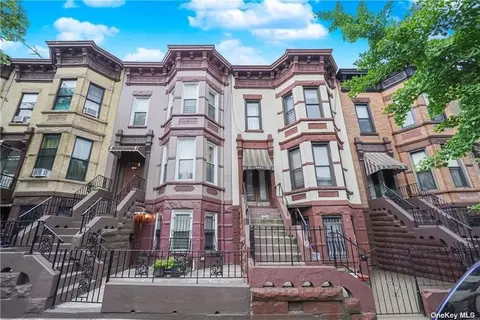 448 55th St, Brooklyn, NY 11220