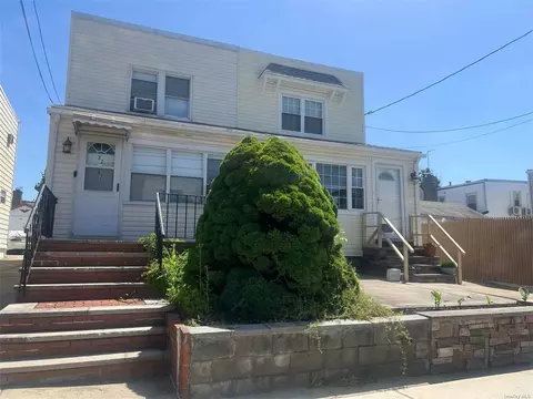 32-47 202nd St, Bayside, NY 11361