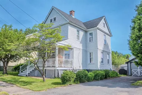 5 Winchester Ave, Middletown, NY 10940