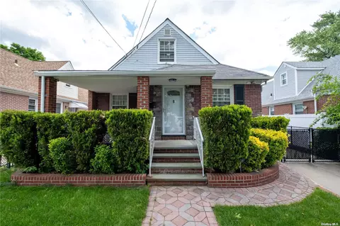 6 Hommell St, Valley Stream, NY 11580